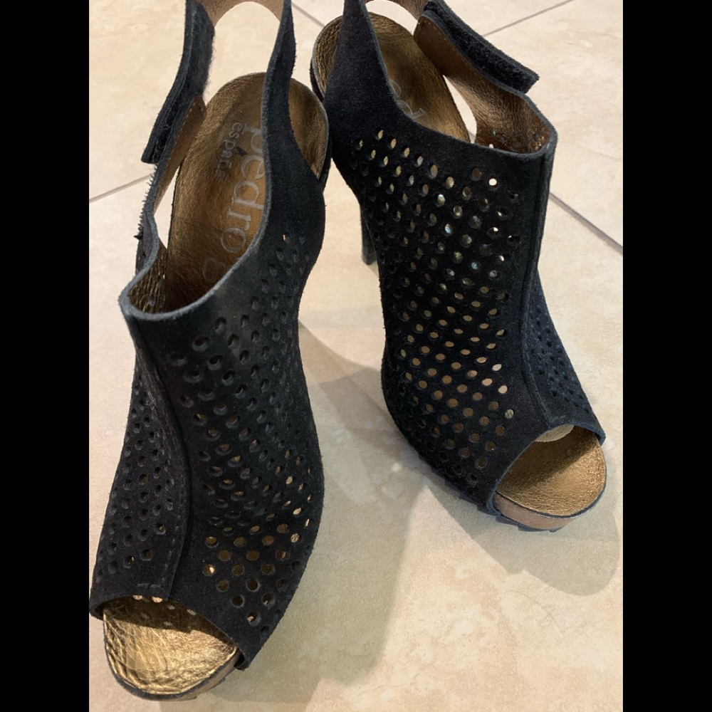 Pedro Garcia Black Heels